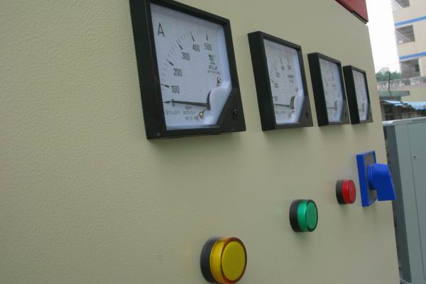 大渡口配电箱-3683讲讲配电箱的操作和检修步